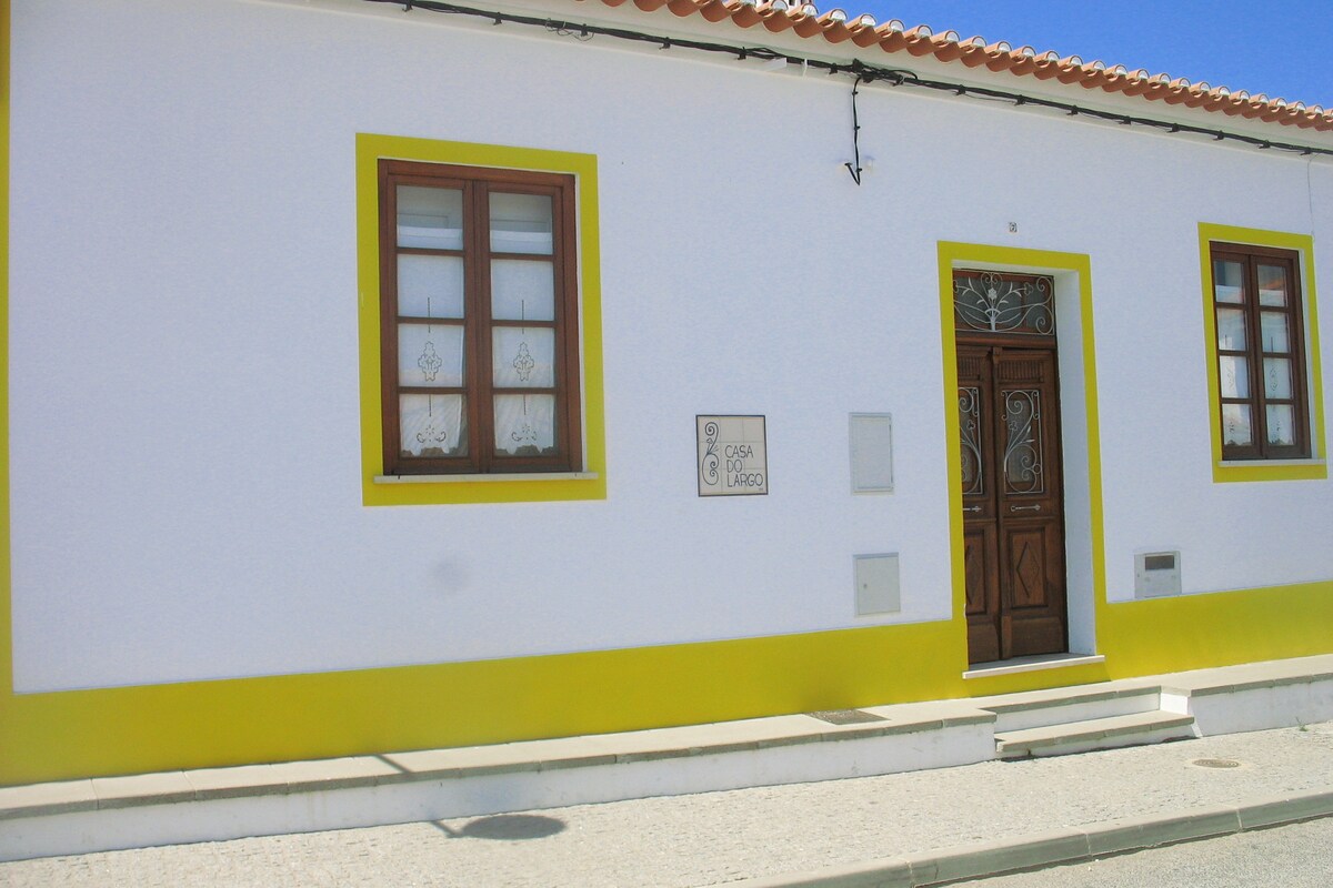 Casa do Largo Ervidel Beja com Piscina private