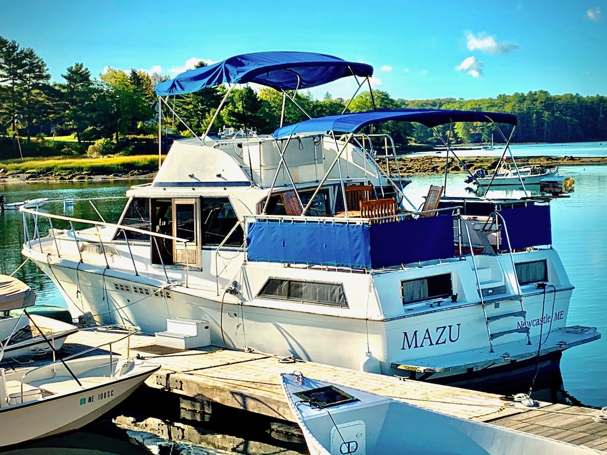 Maine Bed & Boat, Mazu