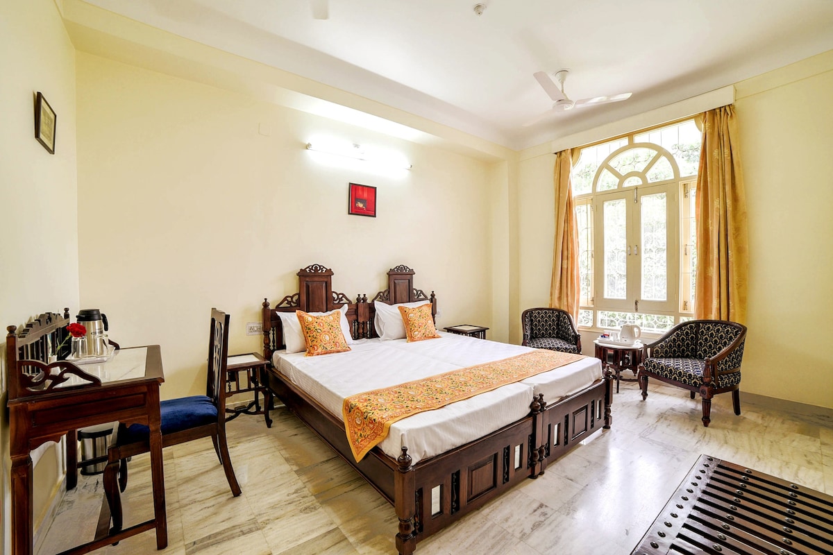 Kalyan Niwas - A Fabulous 4 bedroom homestay