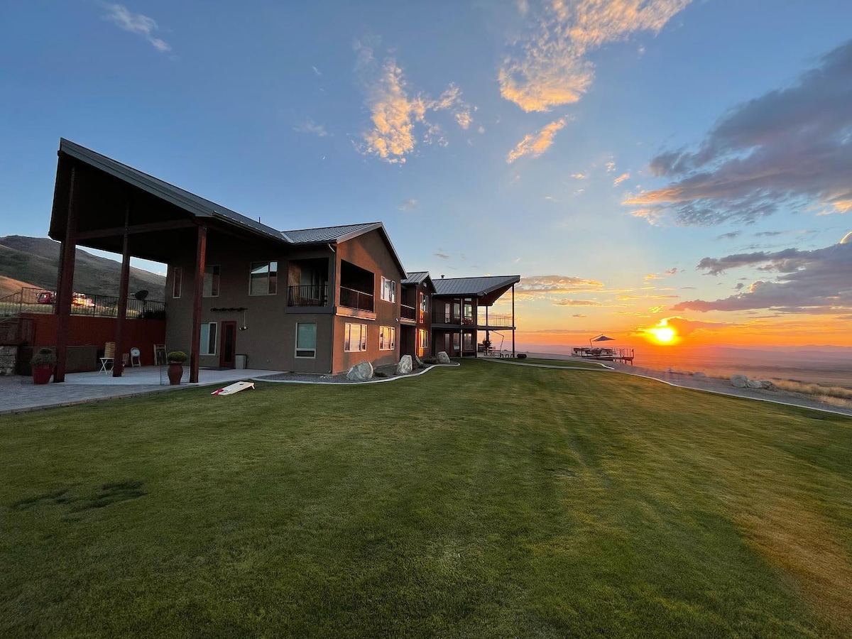 Private Lodge Room Overlooking Lamoille Valley