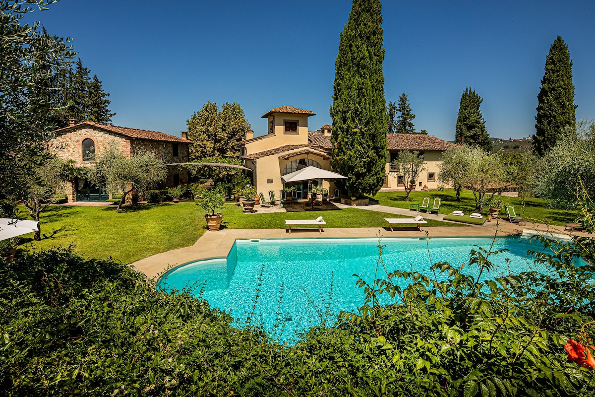 佛罗伦萨附近美妙的8卧-7.5BA别墅别墅，带泳池！