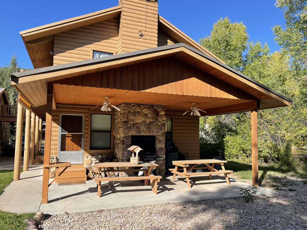 普罗沃传统小屋（ Legacy Lodge on the Provo ）