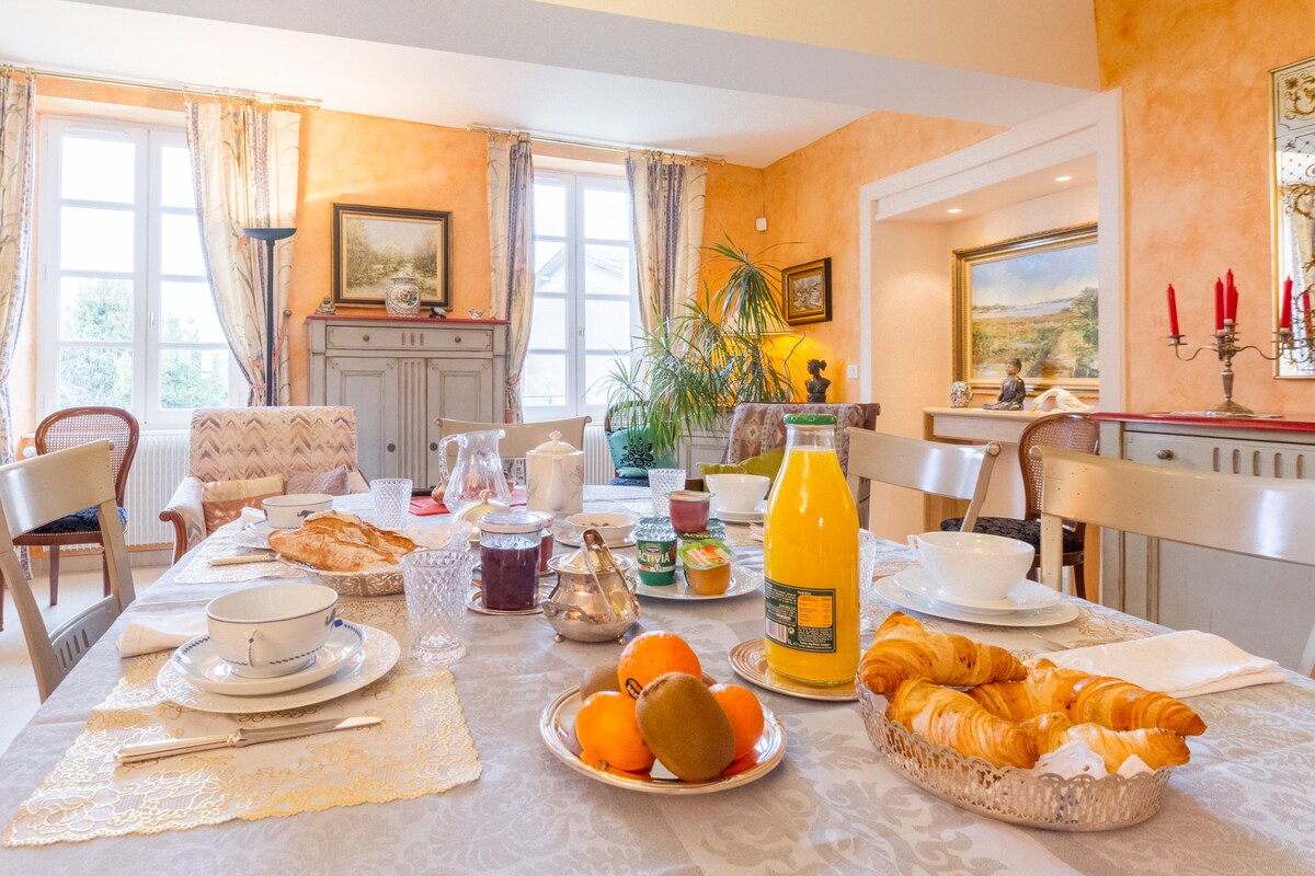 Chambre Orange, Chambres d'Hôtes Saint Roch