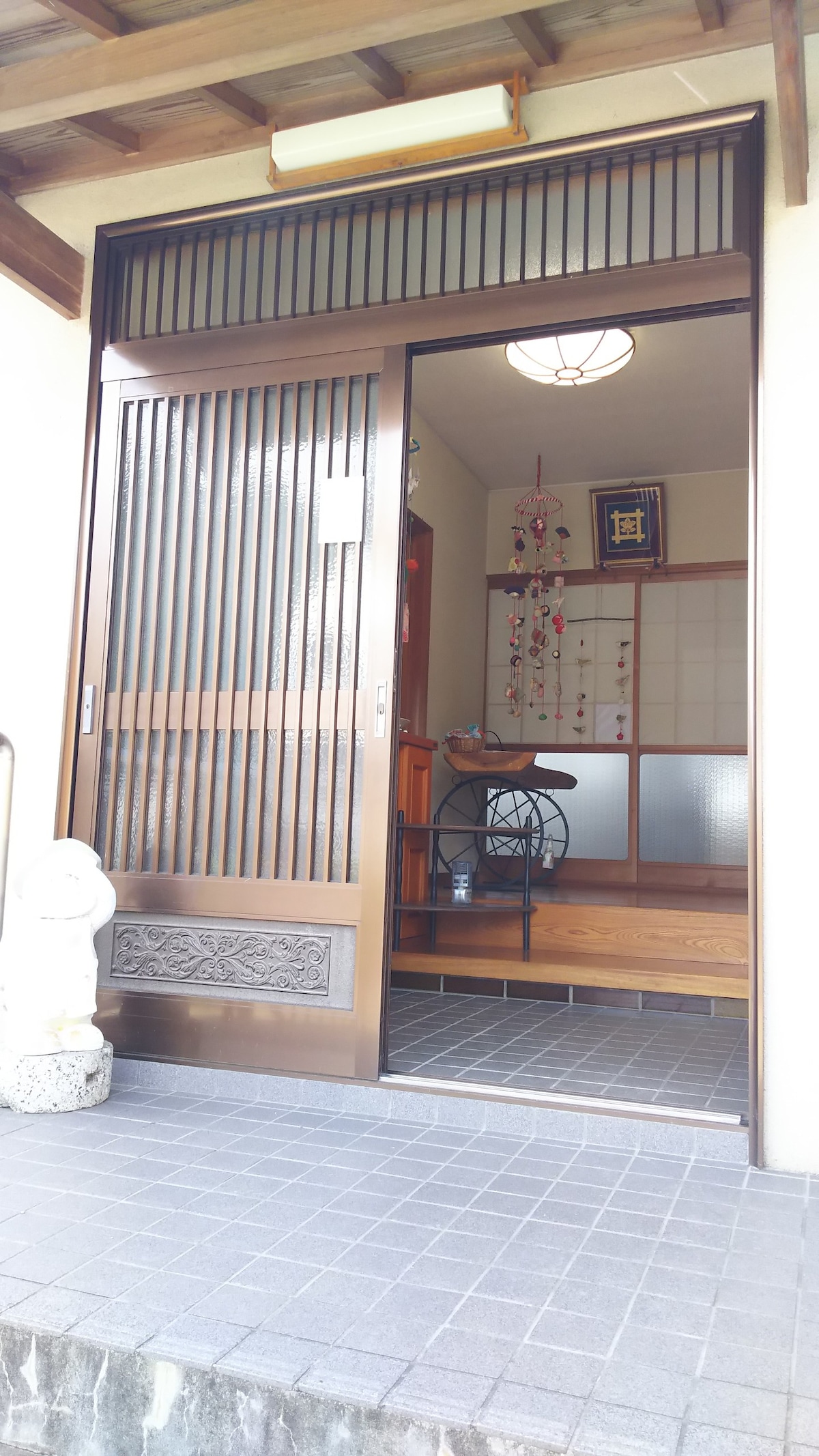 日式客栈+佛教寺庙和咖啡馆： 1号房