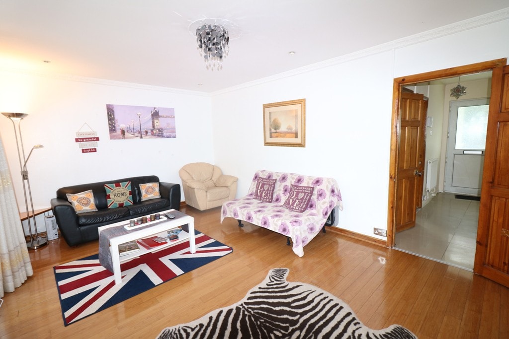 +Lovely 3 Bed House-Garden-Stratford-Olympic Park