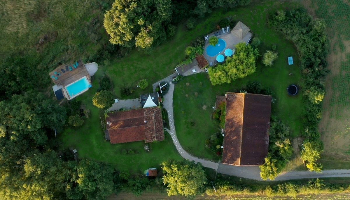 Gascony小屋，设有2个游泳池