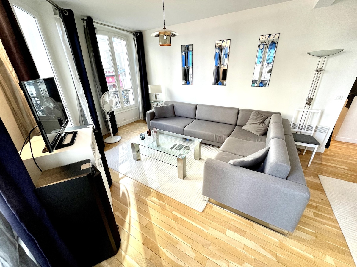 位于蒙马特（ Montmartre ）市中心的3室公寓