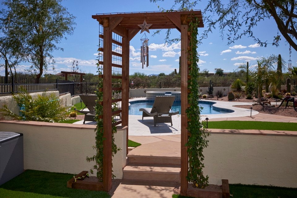 Dos Saguaros guest house