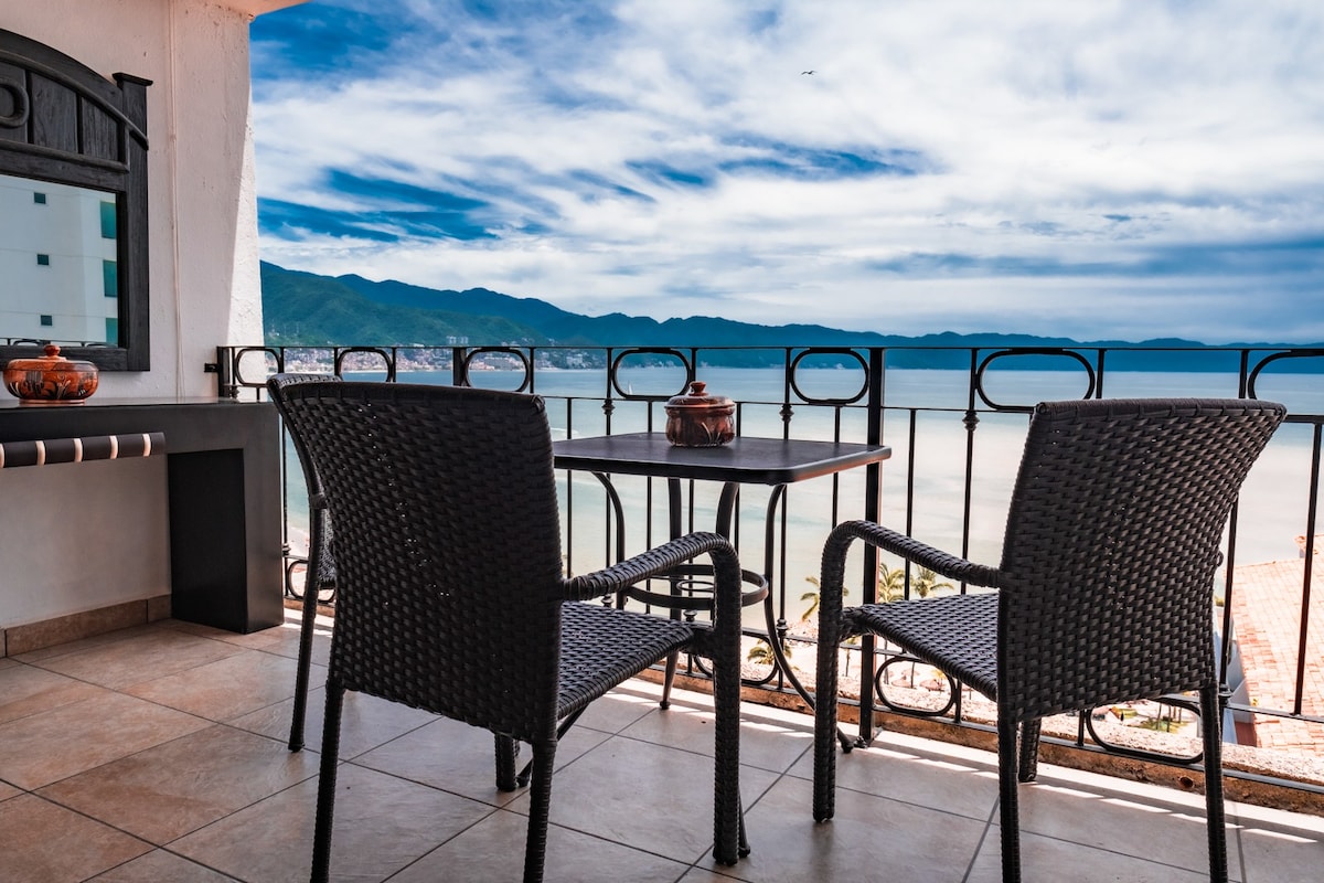 Oceanfront Resort Condo with Amazing View (1#1433)
