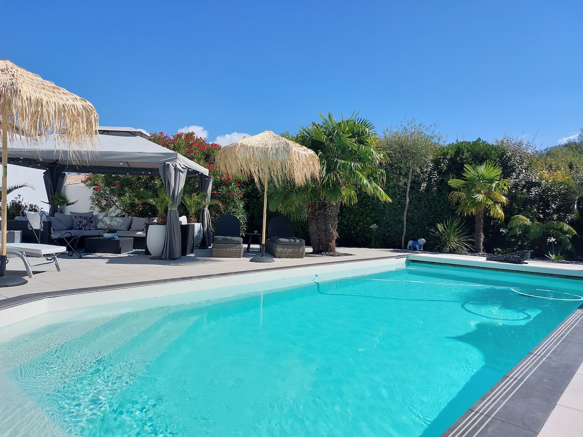 Aix'Capade Chambre hôte piscine 5min plages Fouras
