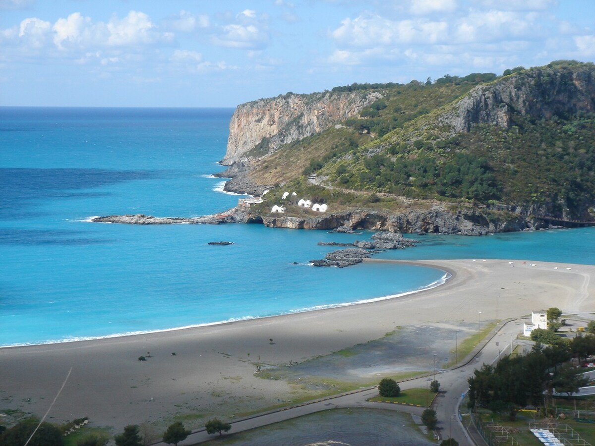 Fantastica vista mare con gran terrazzo e gardino