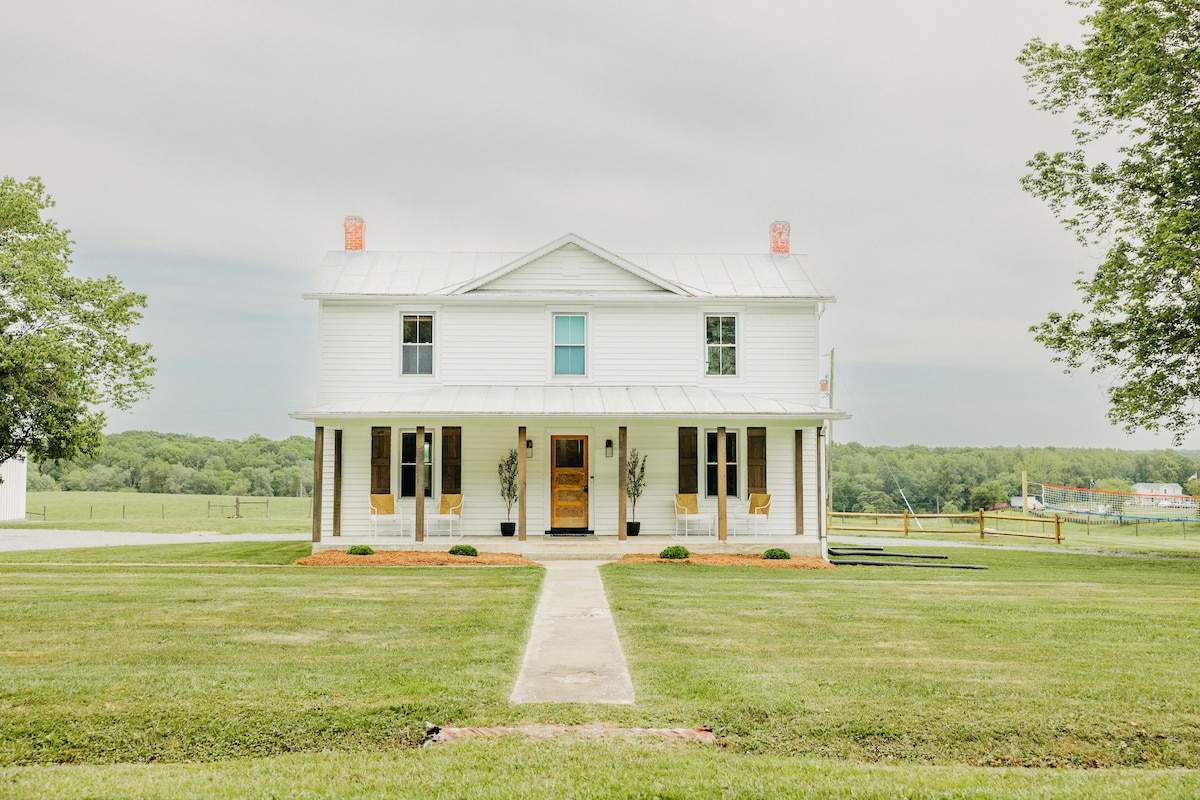 The Farmhouse At Oak Creek Farm