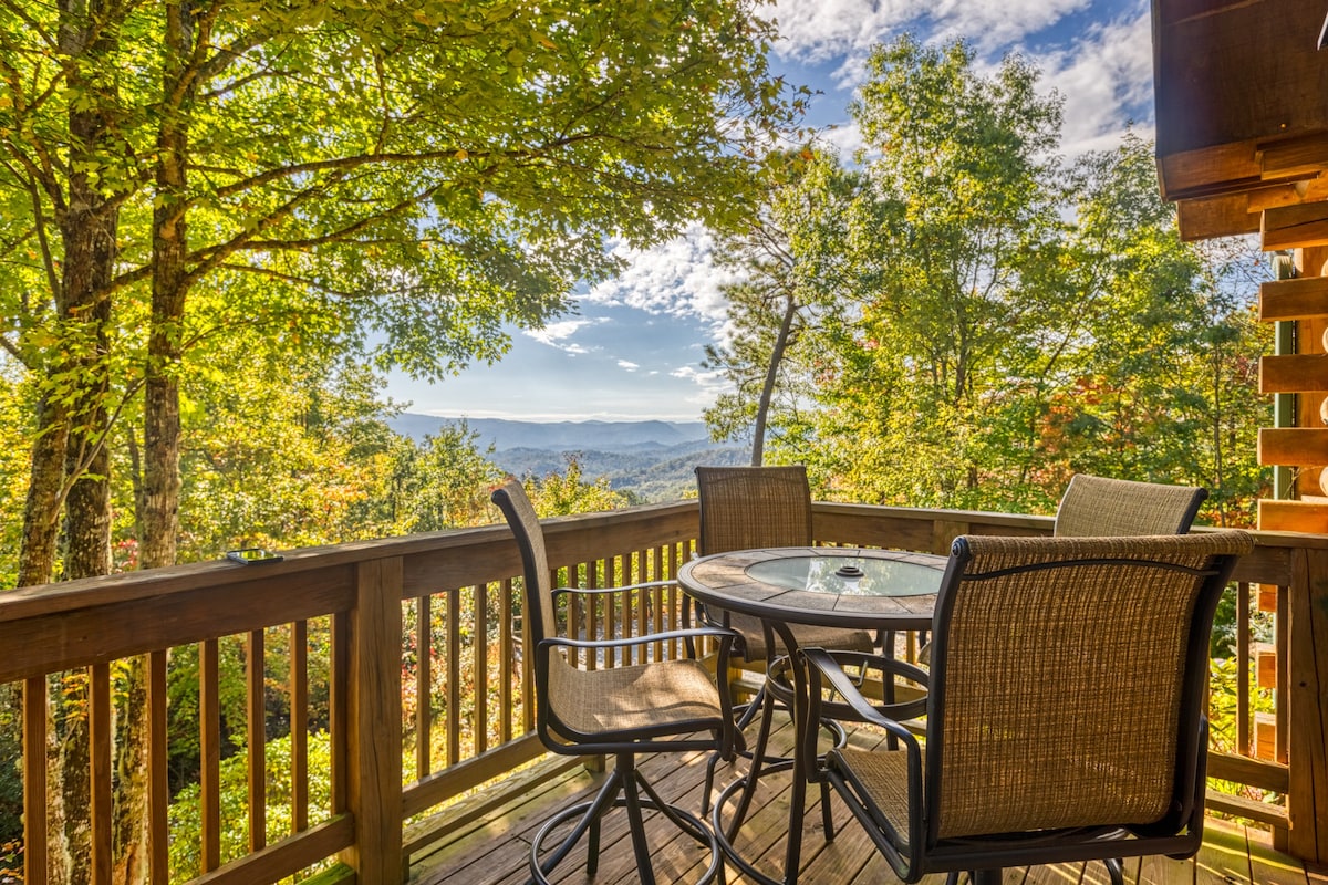 The Lodge at Laurel Falls Mountain Retreat Brevard