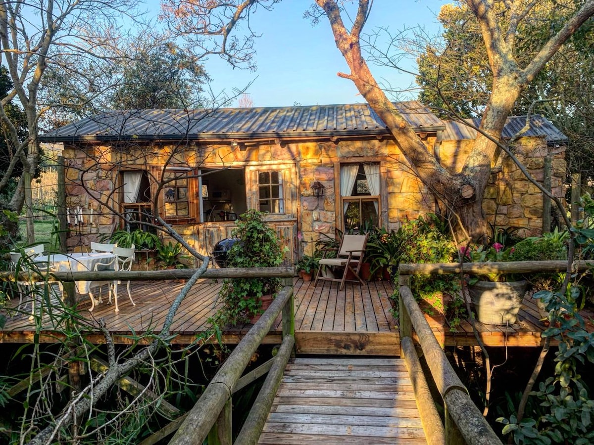 Brookelands Stone Cottage