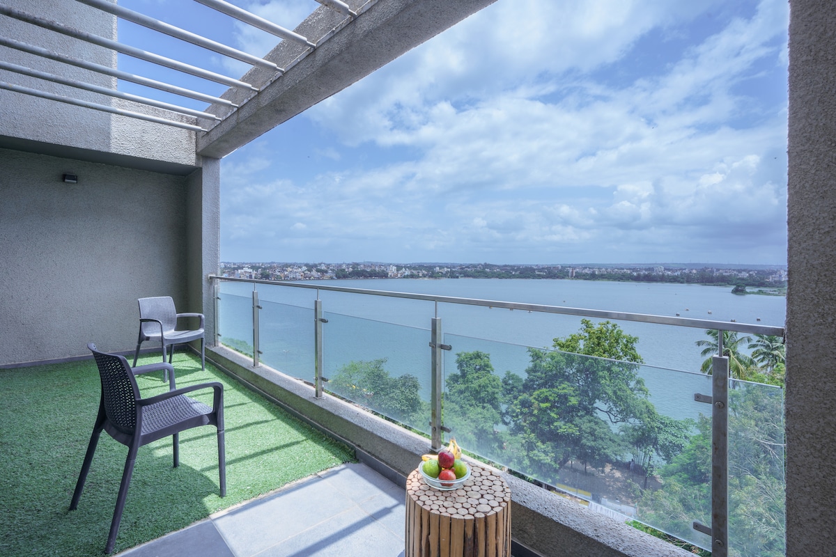 Grey Stone - Lakefront PentHouse （家庭客房）