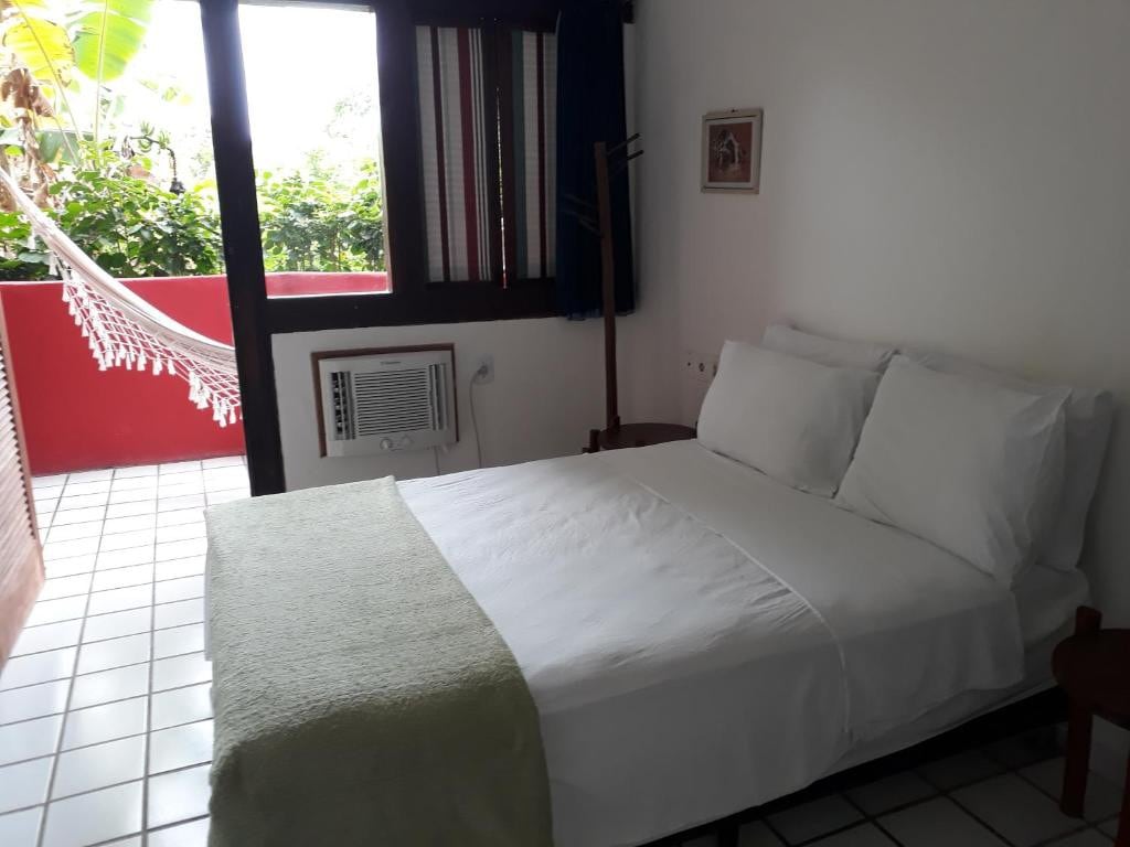 Novos Bahianos Hostel e Suites