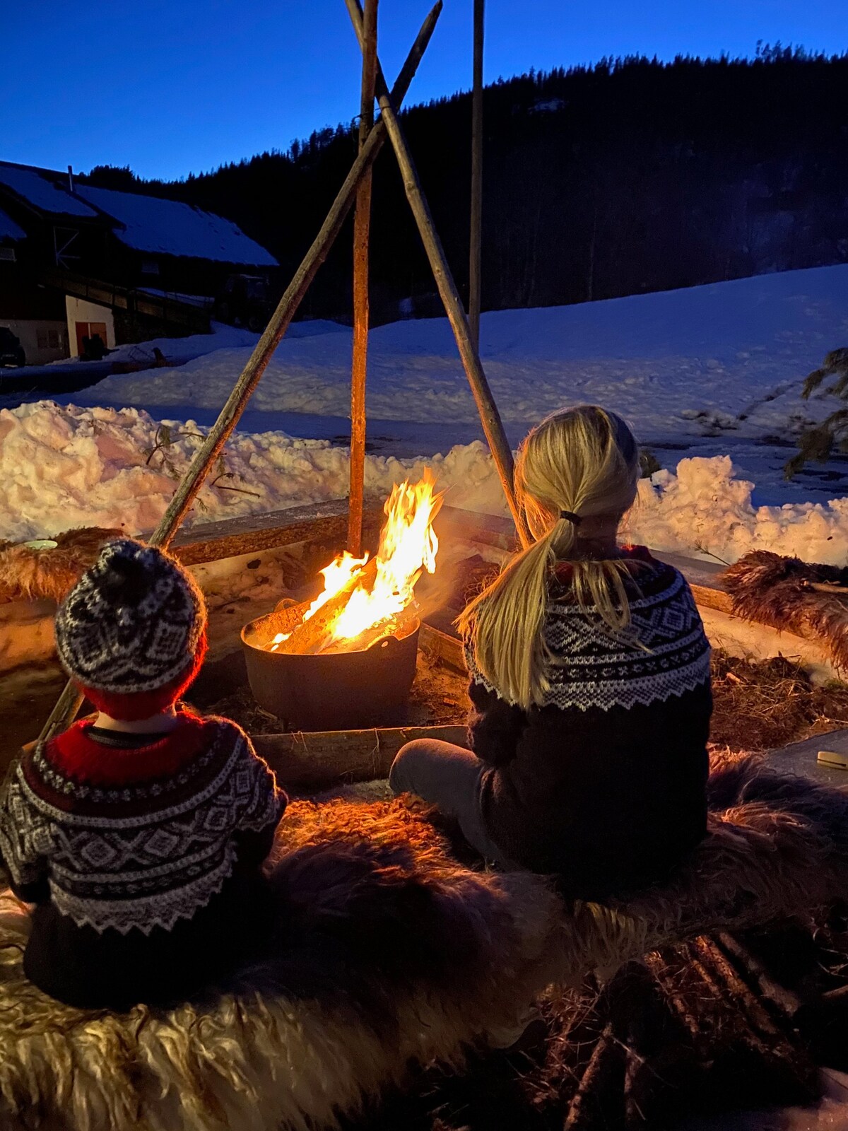 乡村的美好生活， SkogFjellBålpanne按摩浴缸