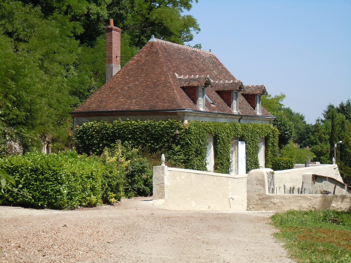 La Vernelle, Chateau des Ormeaux公园。