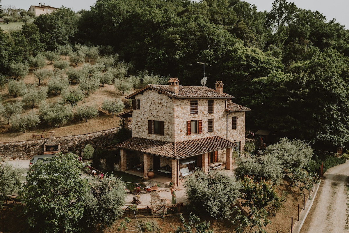 Farmhouse with pool | Tenuta Capitolini | Umbria