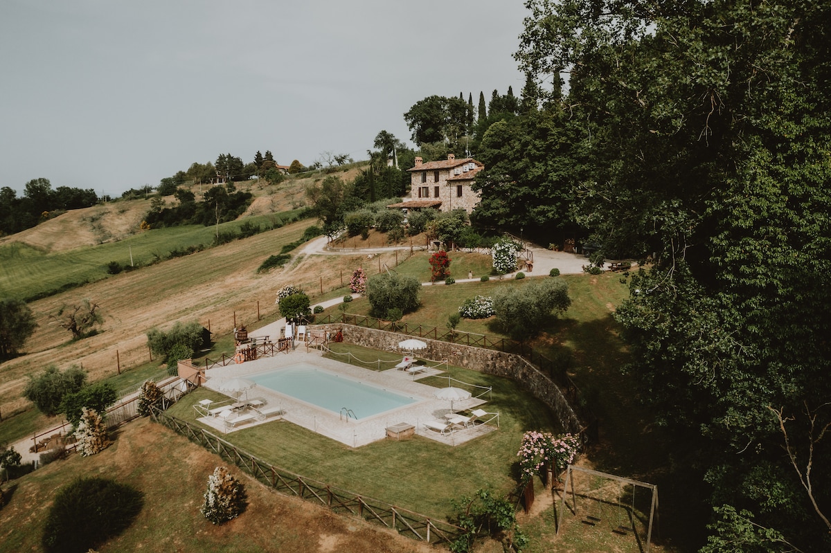 Farmhouse with pool | Tenuta Capitolini | Umbria