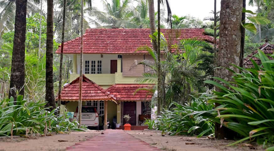 Thalikulam的民宿