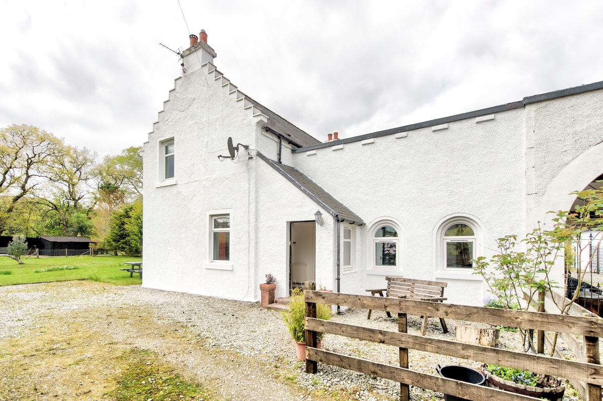 田园诗般环境宽敞的Argyll Farmhouse