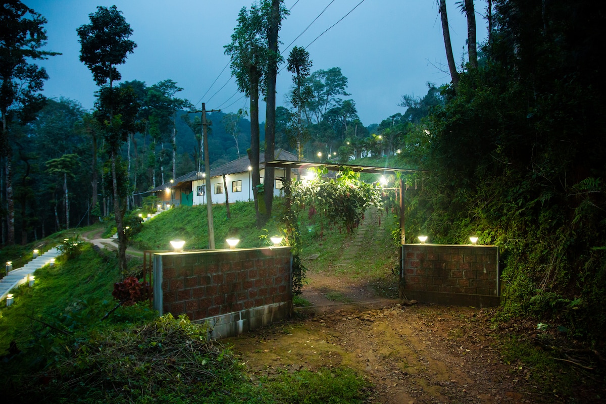 Bettathur, Coorg COTTAGE NO 4 @  The Nest....