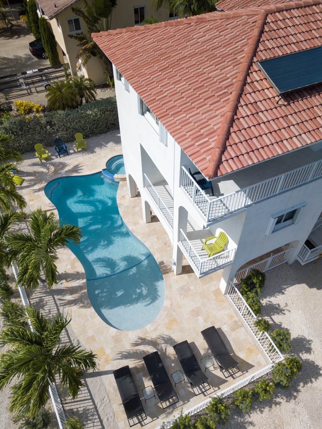 Beautiful Beachfront Home w/ Pool/Tiki/Dock