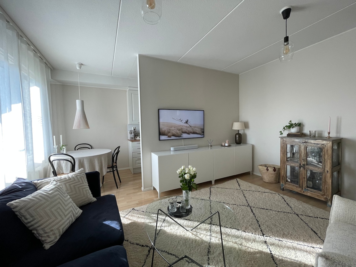 靠近赫尔辛基-万塔机场（ Helsinki-Vantaa airport ）的舒适公寓