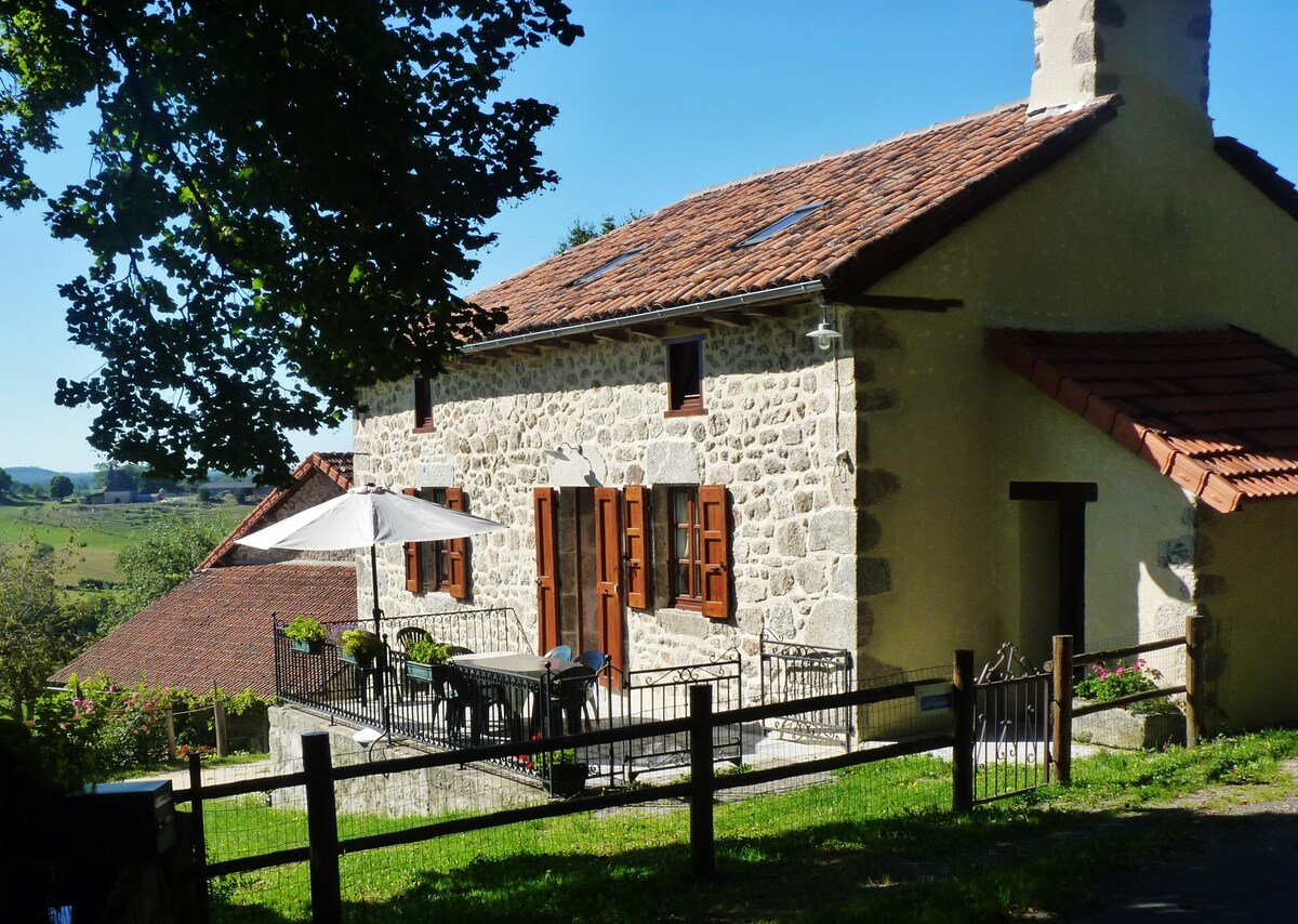 Authentique maison de ferme près d'un lac