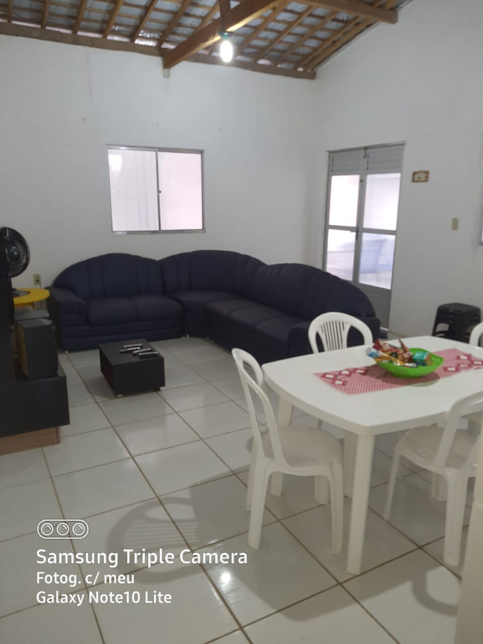 家具齐全的房源，面积100平方米，位于Acaú中心地段