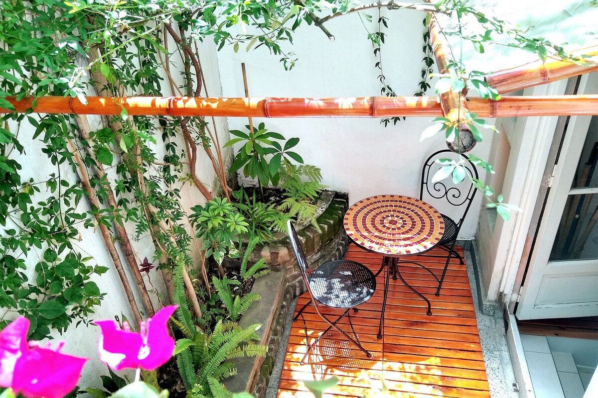 COZY APARTMENT with 3 patios - RECOLETA