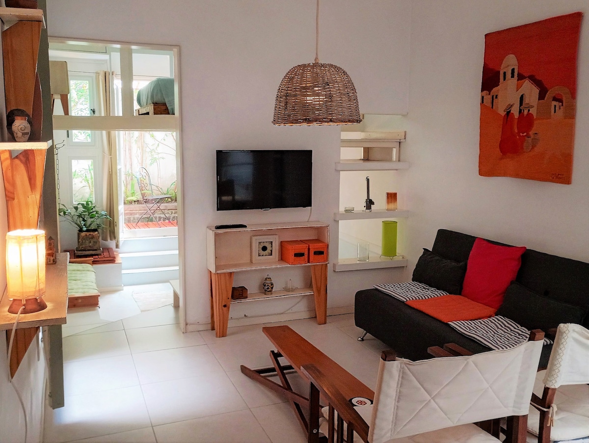 COZY APARTMENT with 3 patios - RECOLETA