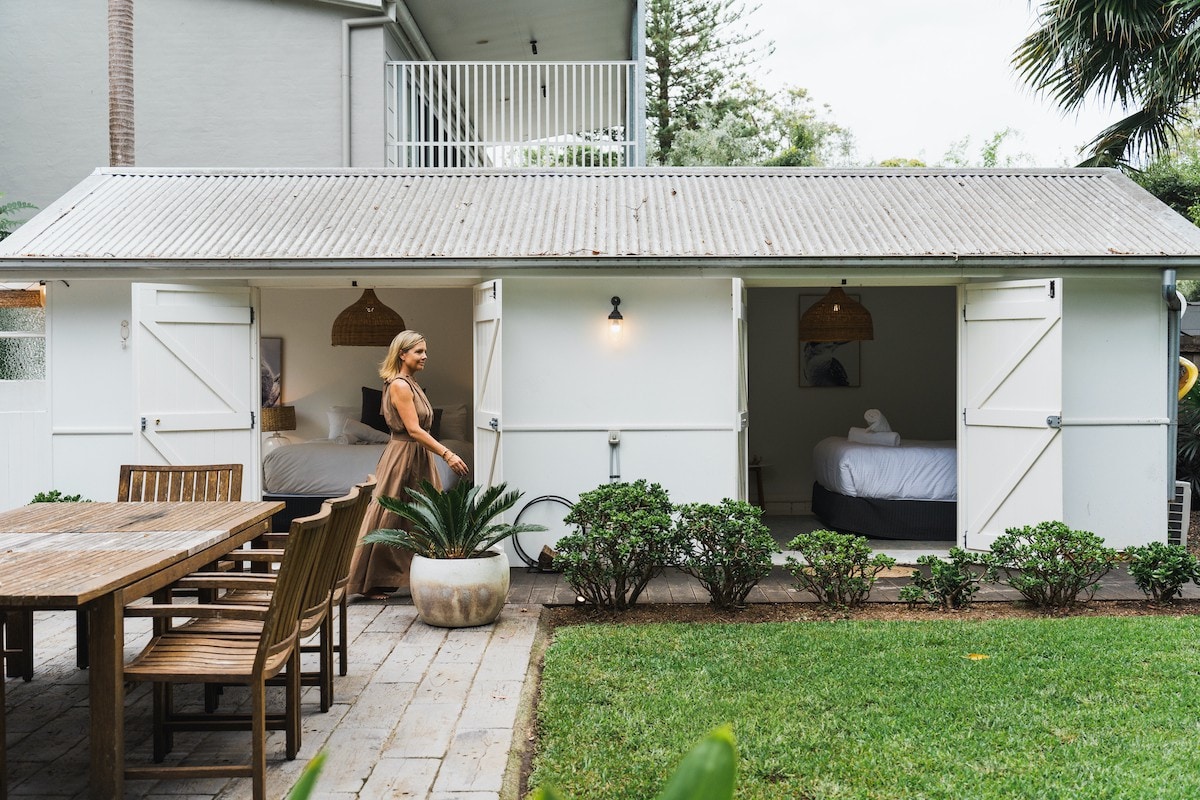 珍珠海滩的温室小屋