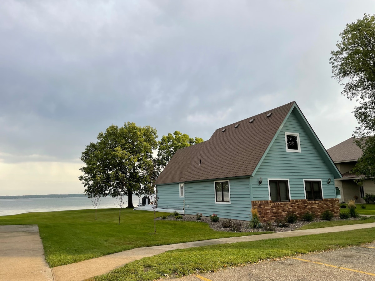 Medayto Lodge on Green Lake, Spicer