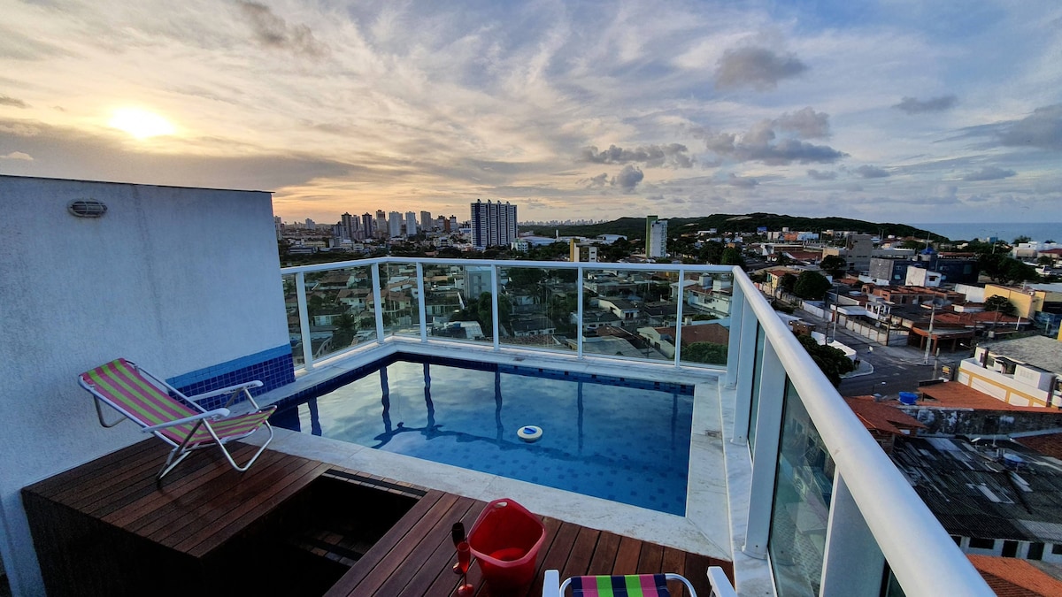 蓬塔内格拉（ Ponta Negra ）带私人泳池的顶层公寓