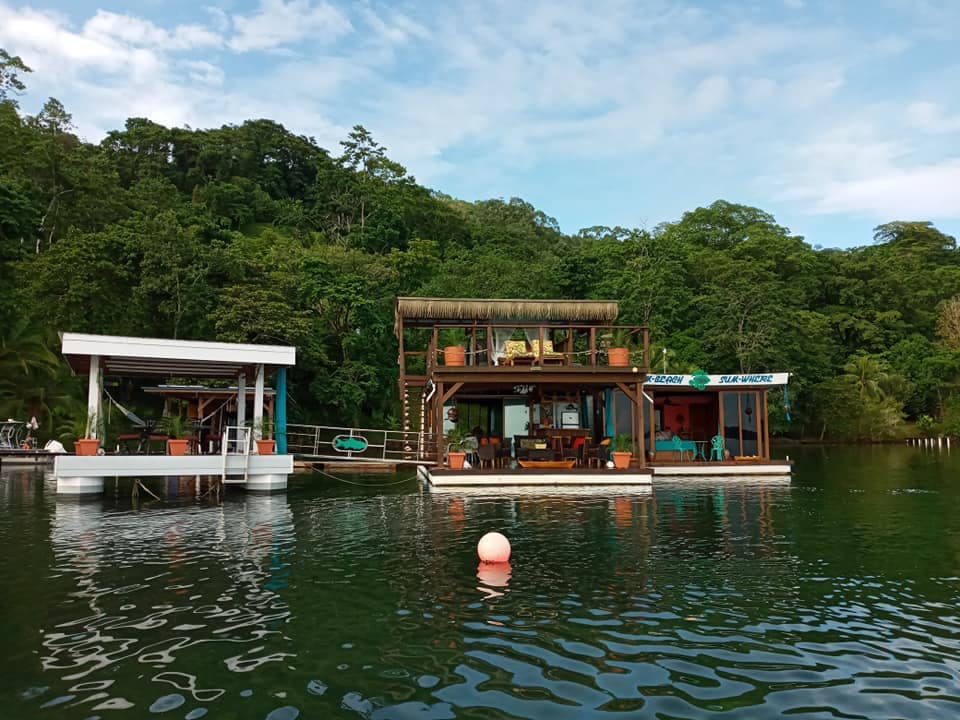 Floating Home Sum-Beach Sum-Where Bocas del Toro