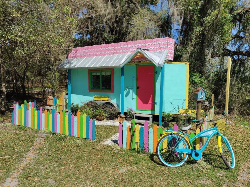 Romantic guest tiny house on the farm