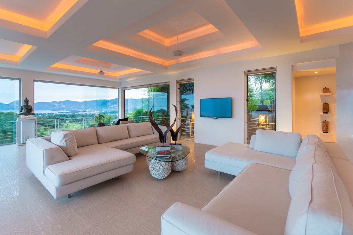 Stunning 3BR+1BR Oceanview Villa | Chaweng
