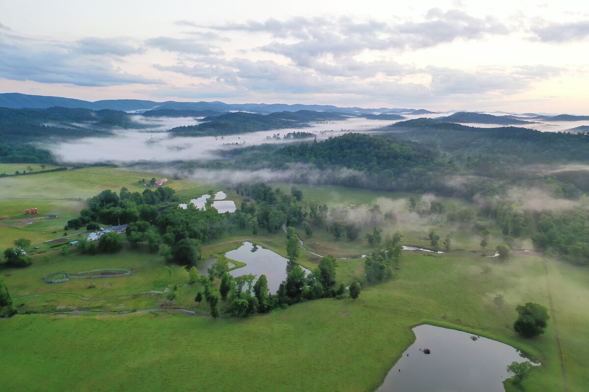 Karen 's Country Cottage on Kates Creek, LLC