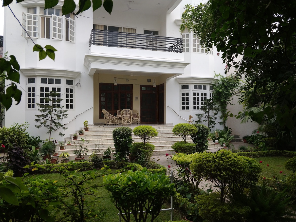 Nawab Ki Deohri 1 - Boutique Heritage Homestay