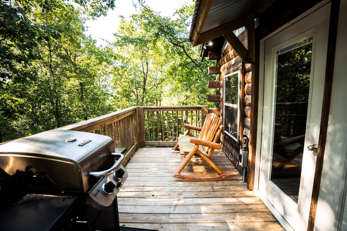 Mountain Air Treehouse | Starlight Haven