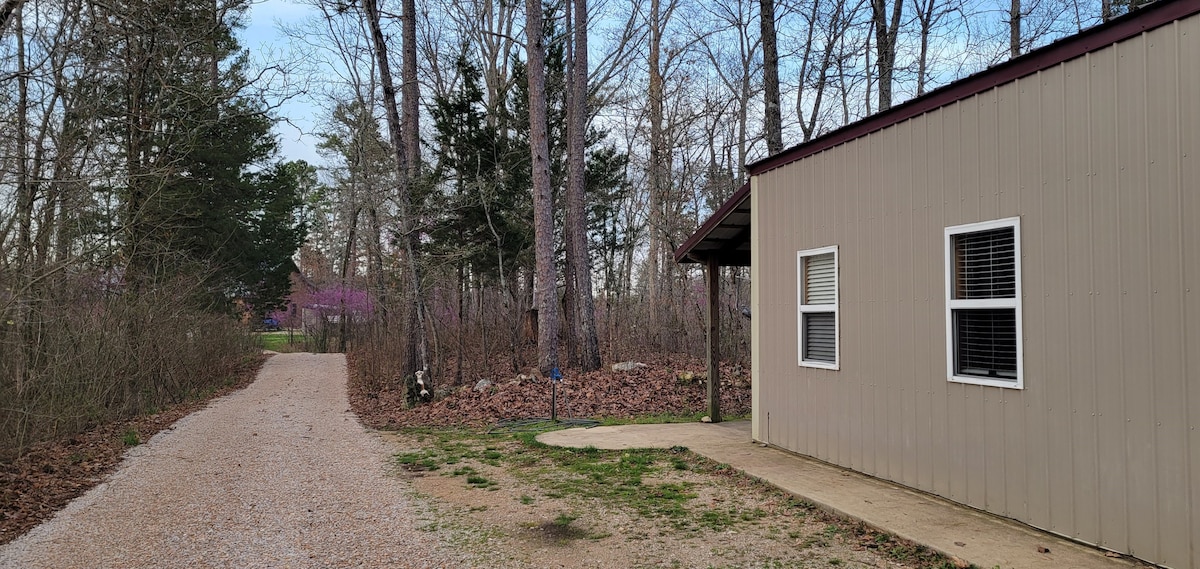 Collier Cabin in Pine Hollow ~ Eminence, MO