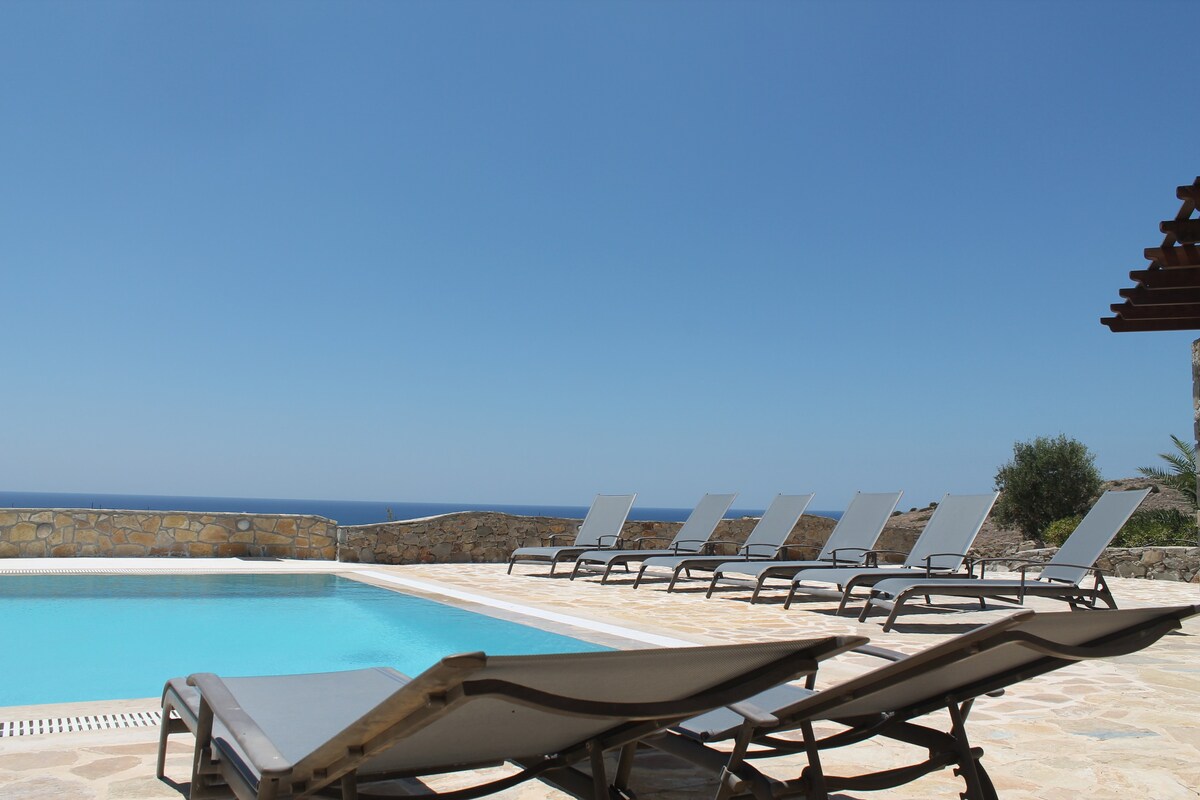 Villa Lagada, Makrygialos - Sea View, Heated Pool