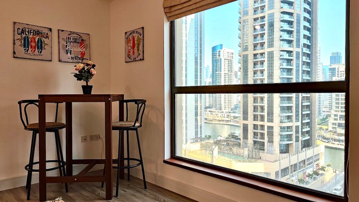 Spacious, Deluxe, 5BR , Next to Beach, JBR & Tram