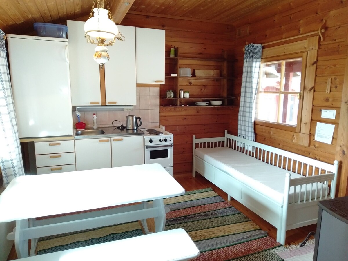 Vääksy附近的舒适小木屋，可入住4人