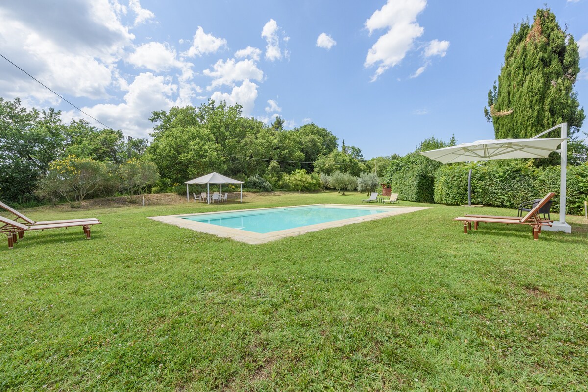 Villa Boschetto-With private pool in Montepulciano