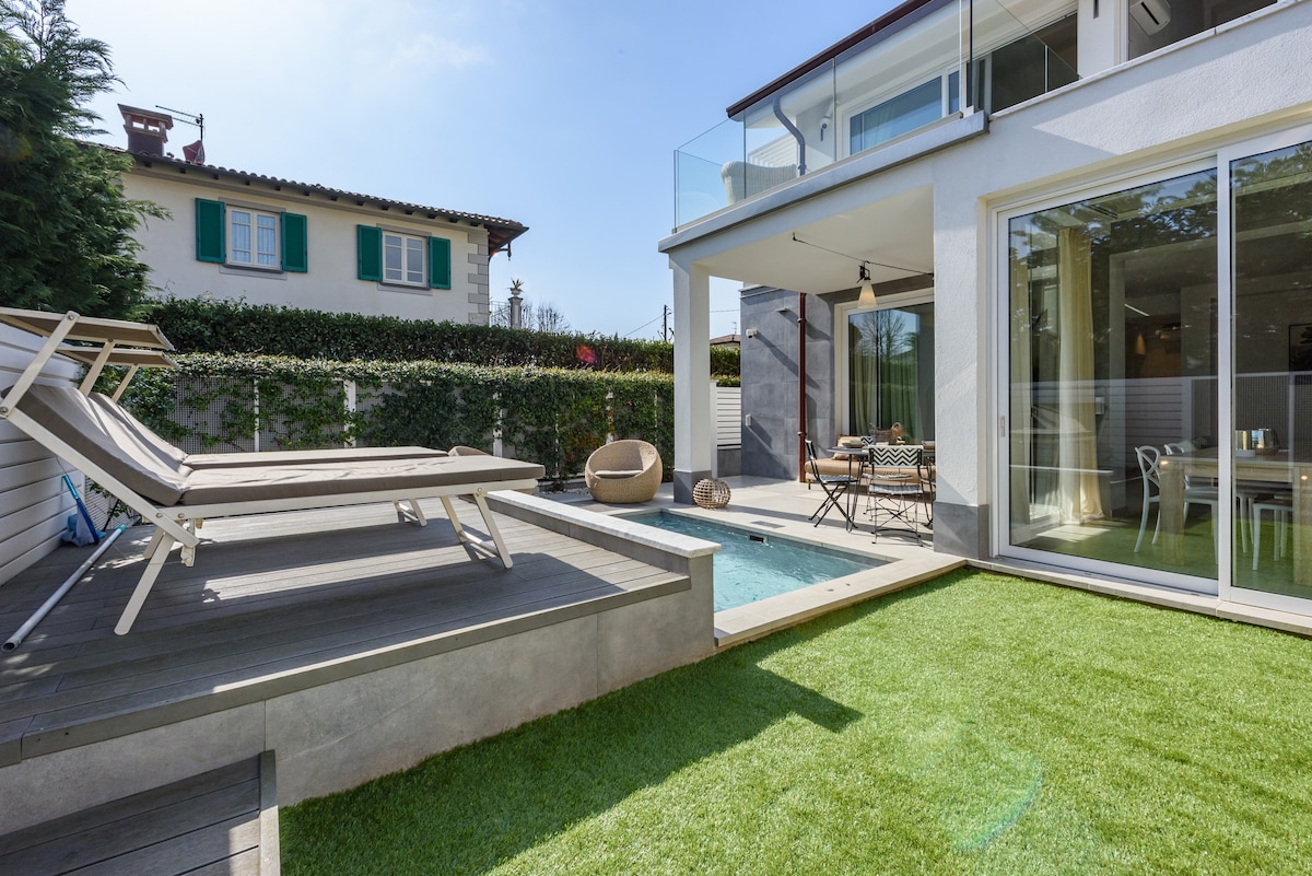 Villa Celeste-With private pool in Forte dei Marmi