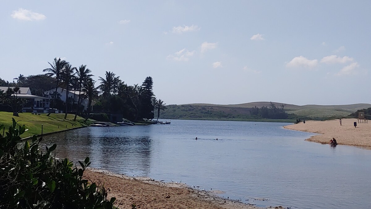 VUYATELA, 57 Nkwazi Drive, Zinkwazi Beach