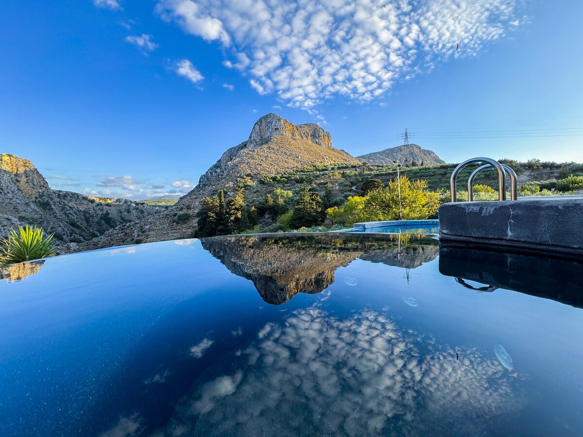 Heated Private Seawater Ozone Pool, Jacuzzi,Cinema